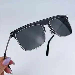 occhiali-loewe-nero-metallo-61783623-4_2.jpg occhiali-loewe-nero-metallo-61783623-4_2.jpg